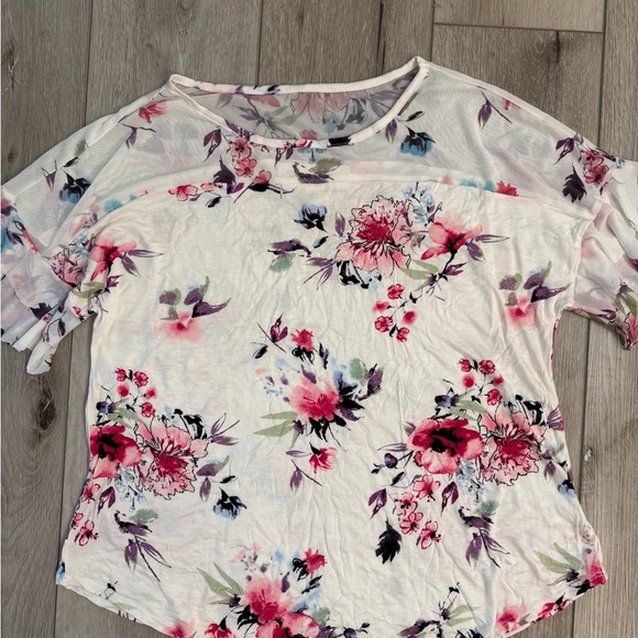 French Laundry White Floral Ruffled Short Sleeve Tee Size L. - Picture 1 of 6